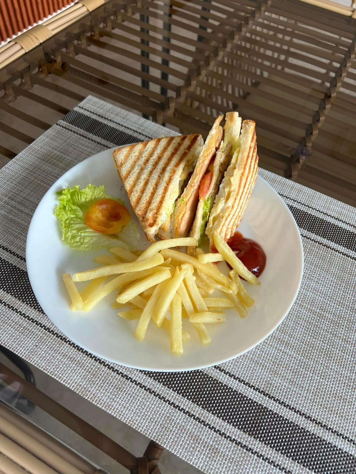 Casa Ison Hotel Sablayan Buitenkant foto