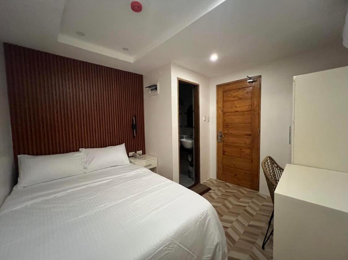 Casa Ison Hotel Sablayan Buitenkant foto