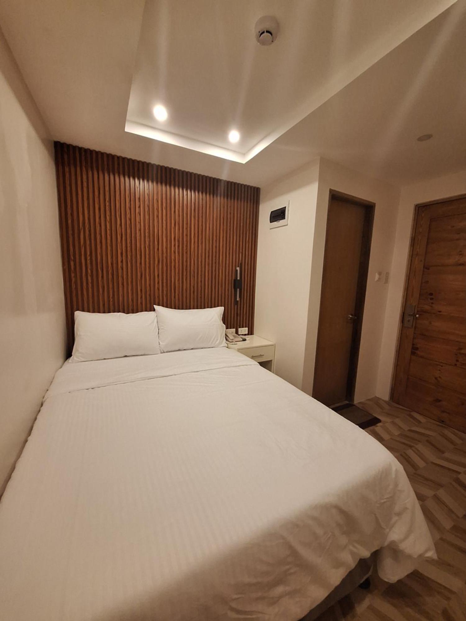 Casa Ison Hotel Sablayan Buitenkant foto